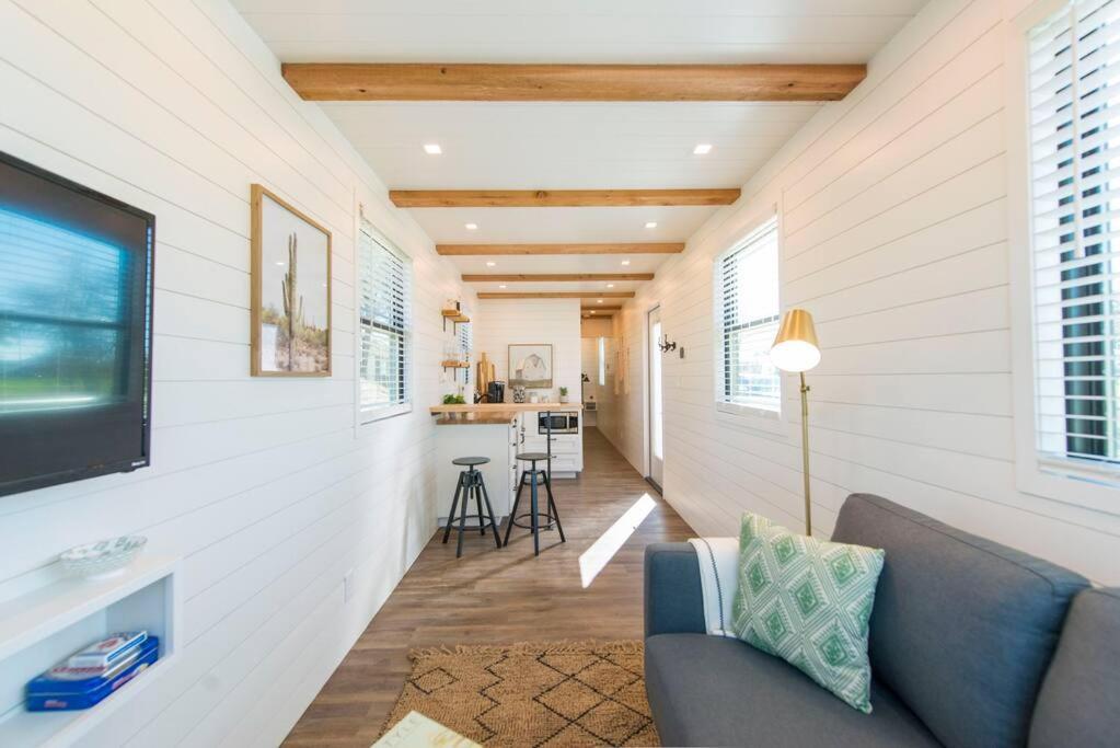 Container Home With Rooftop Views And Pickleball-Pecan Grove Bellmead Exterior photo