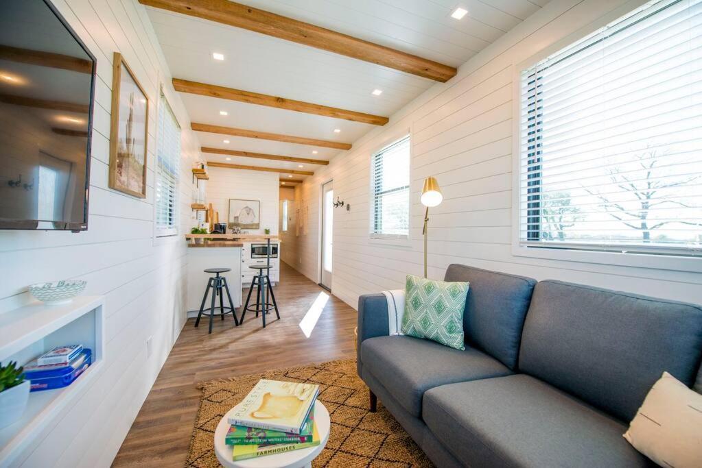 Container Home With Rooftop Views And Pickleball-Pecan Grove Bellmead Exterior photo